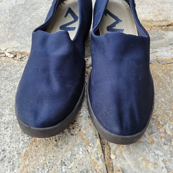Anne Klein Sport Navy Blue Slip On Comfort Shoes Wedge Heels Rubber Sole Size 9 - Picture 5 of 12